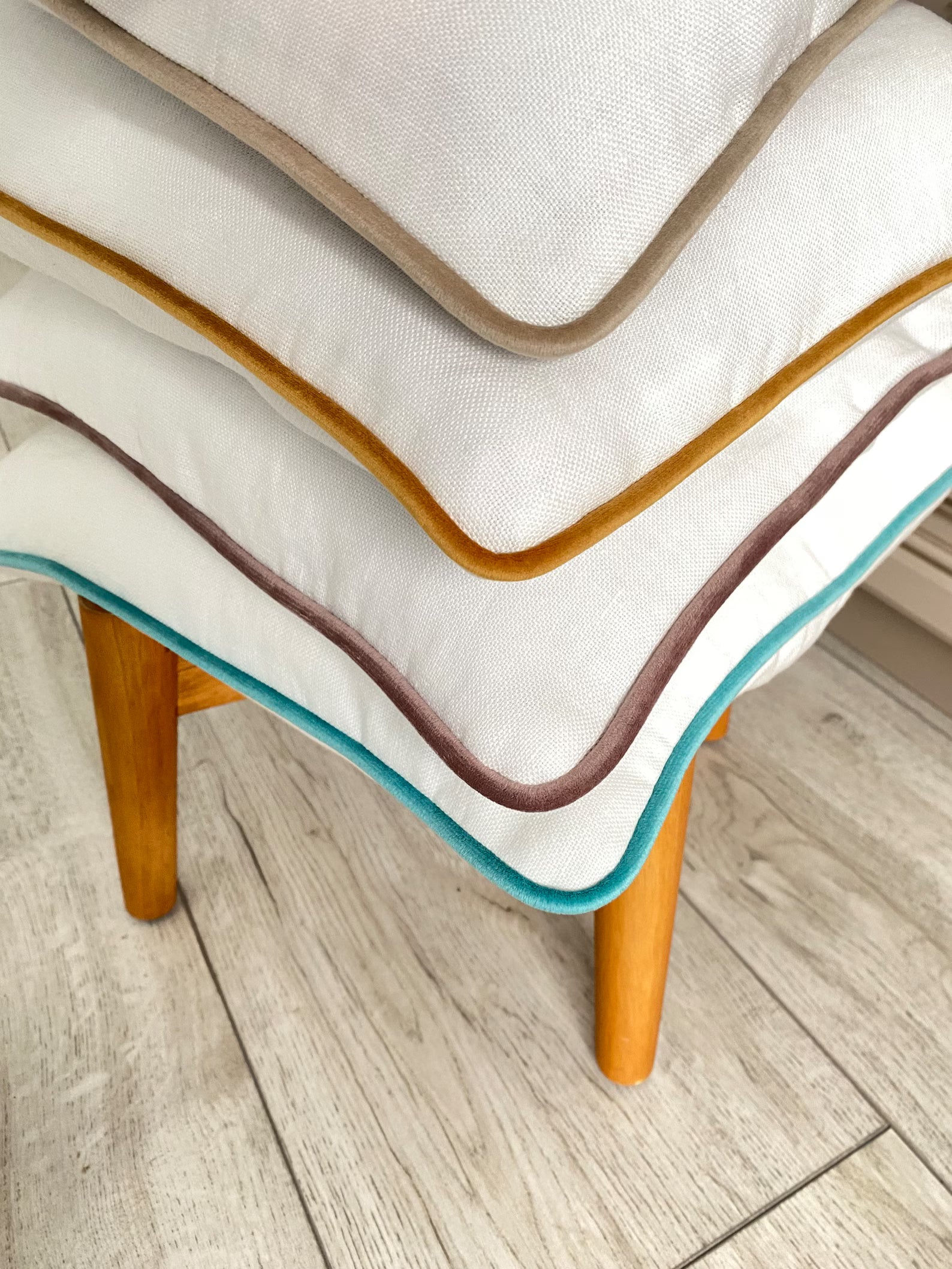 Heavyweight Off White Linen Pillow Cover: Color Piping, Natural Linen